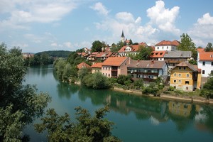 Leiebil Novo Mesto